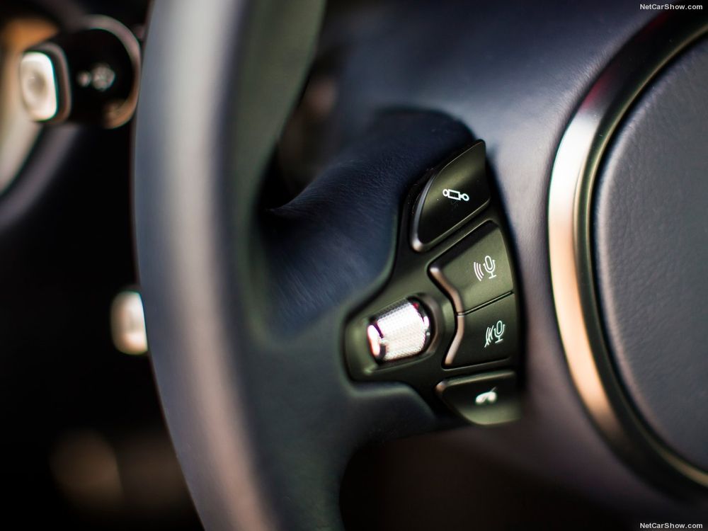 Aston Martin DB11 Image Listing 17