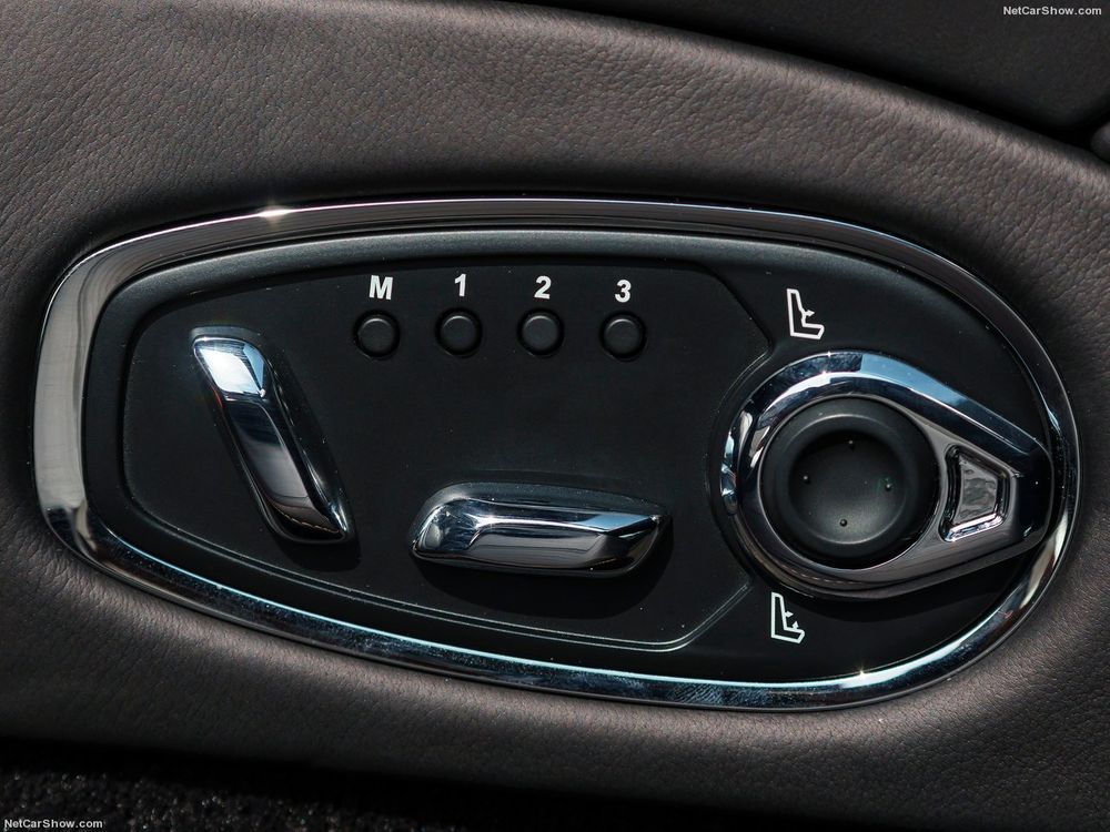 Aston Martin DB11 Image Listing 27