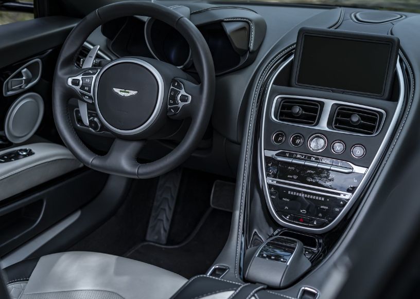 Aston Martin DBS Superleggera Volante Image Listing 5