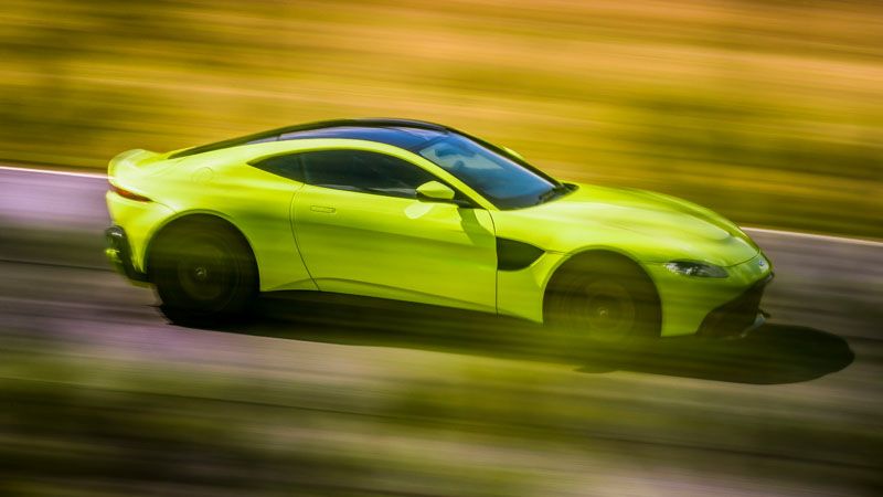 Aston Martin Vantage Image Listing 4