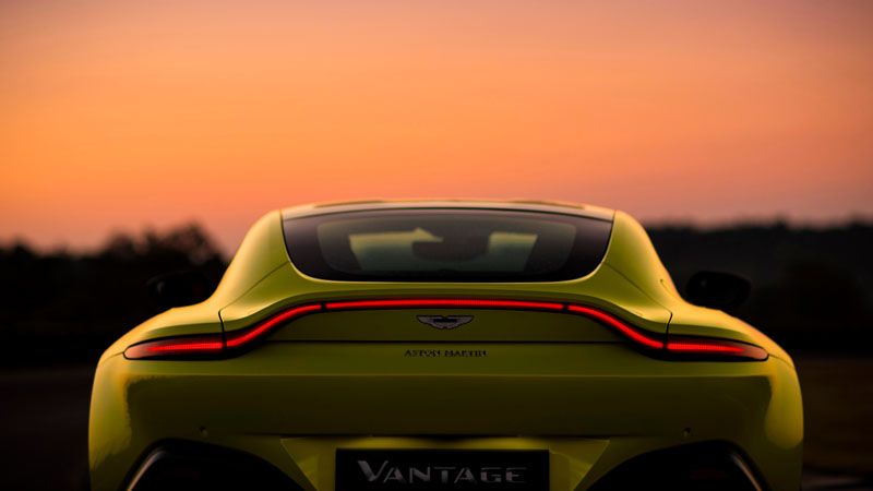 Aston Martin Vantage Image Listing 6