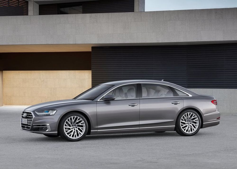 Audi A8 Image Listing 7