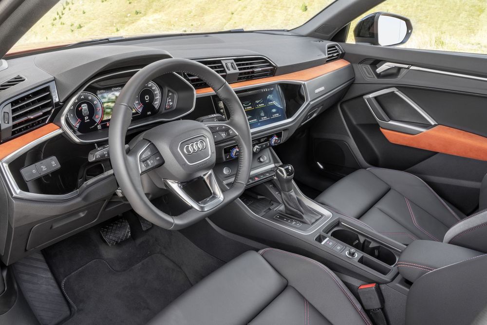 Audi Q3 Image Listing 11