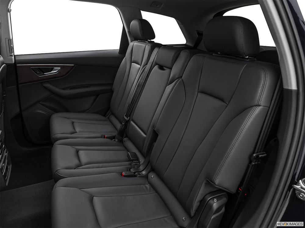 Audi Q7 Image Listing 12