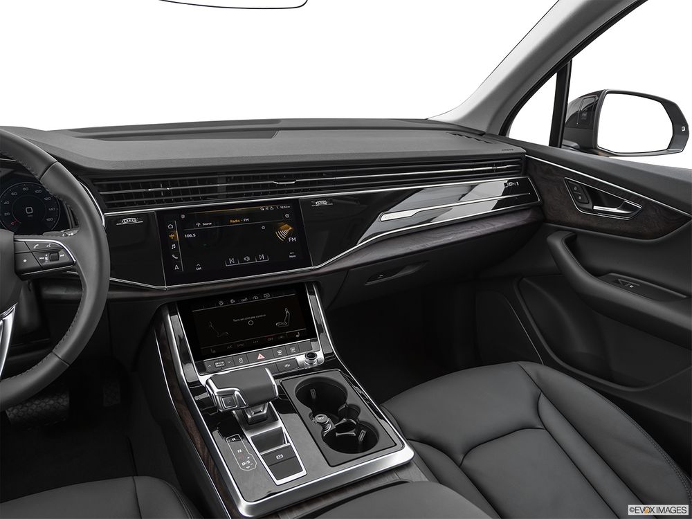Audi Q7 Image Listing 17