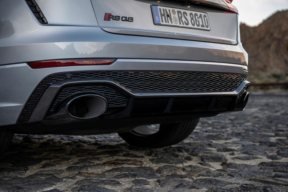 Audi RS Q8 Image Listing 8