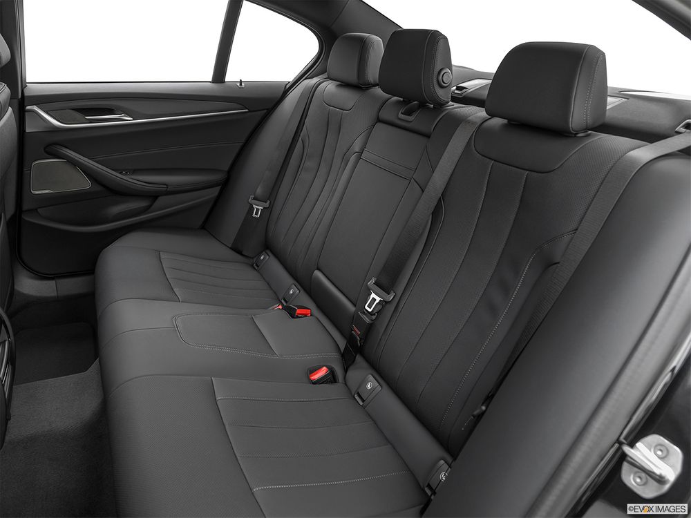 BMW 5 Series Image Listing 12