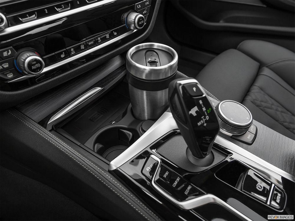 BMW 5 Series Image Listing 38