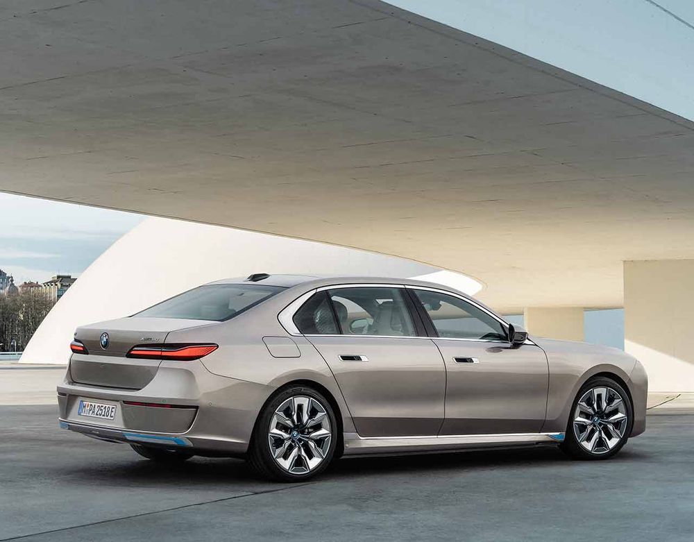 BMW 7 Series Image Listing 4