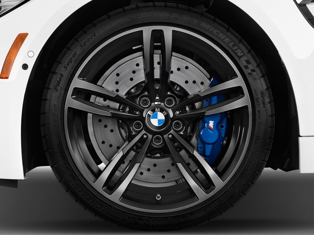 BMW M4 Coupe Image Listing 12