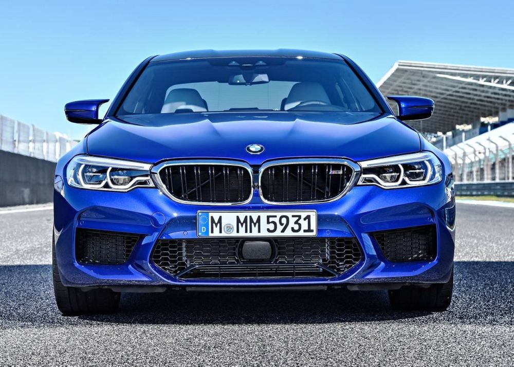 BMW M5 Sedan Image Listing 11