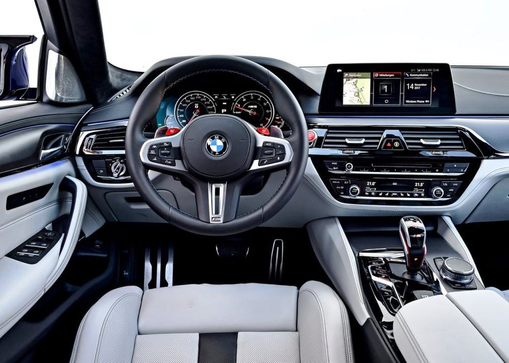 BMW M5 Sedan Image Listing 12