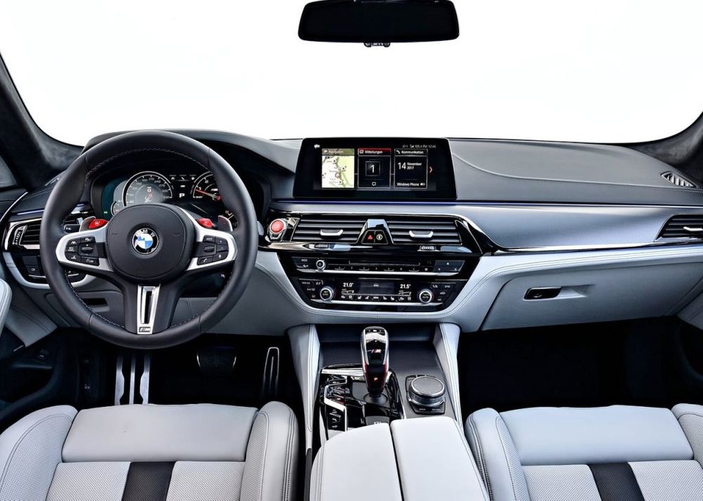 BMW M5 Sedan Image Listing 13