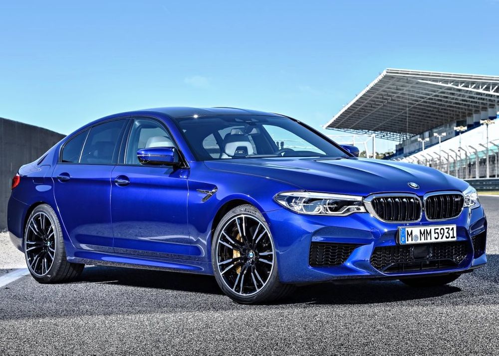 BMW M5 Sedan