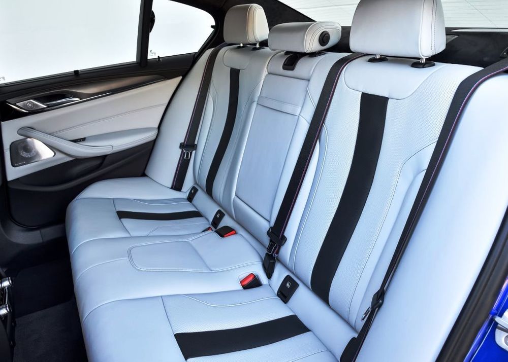 BMW M5 Sedan Image Listing 8