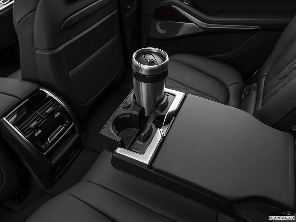 BMW X7 Image Listing 46