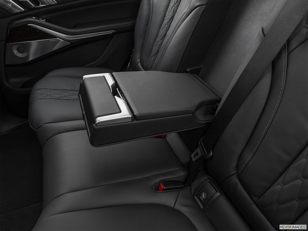 BMW X7 Image Listing 55