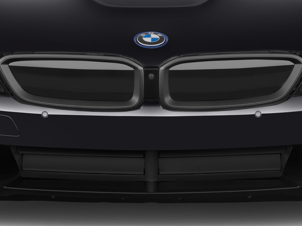 BMW i8 Image Listing 7