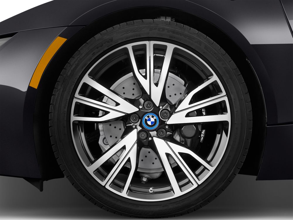 BMW i8 Image Listing 11