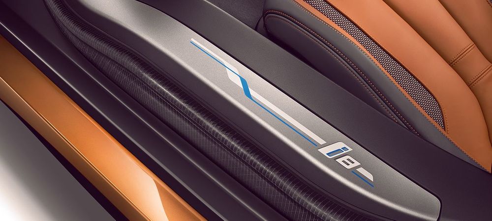 BMW i8 Roadster Image Listing 8