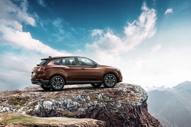 Borgward BX7 Image Listing 3
