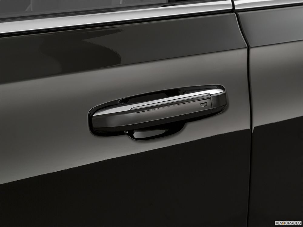 Cadillac Escalade Image Listing 7