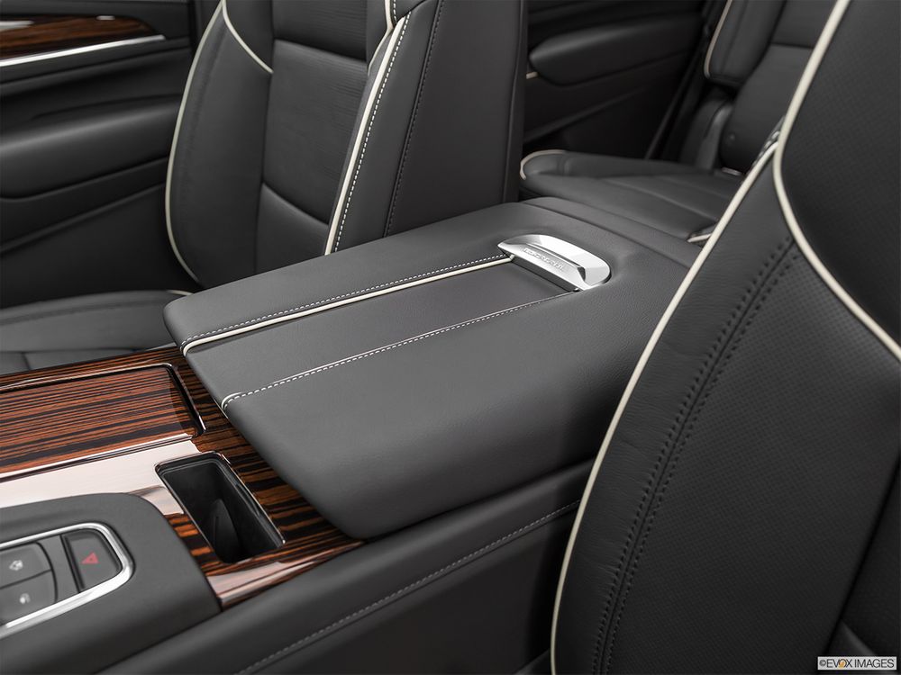 Cadillac Escalade Image Listing 52