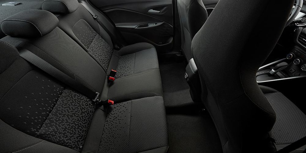 Chevrolet Onix Image Listing 11
