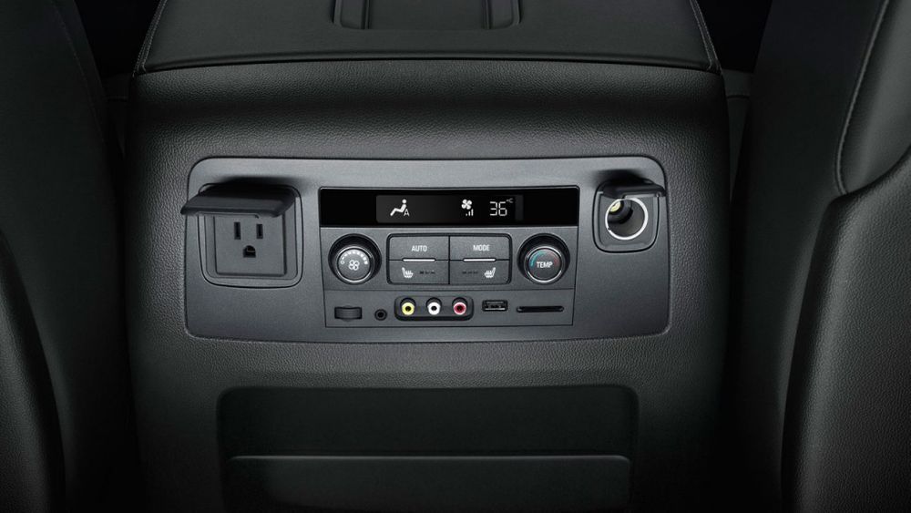 Chevrolet Tahoe Image Listing 15