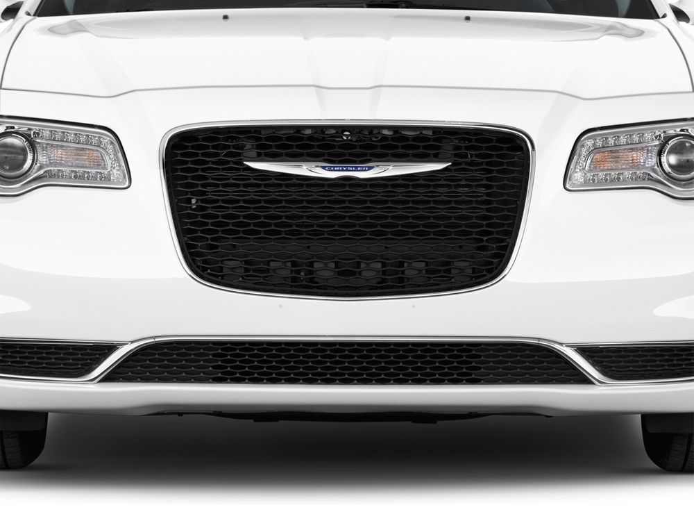 Chrysler 300 Image Listing 7