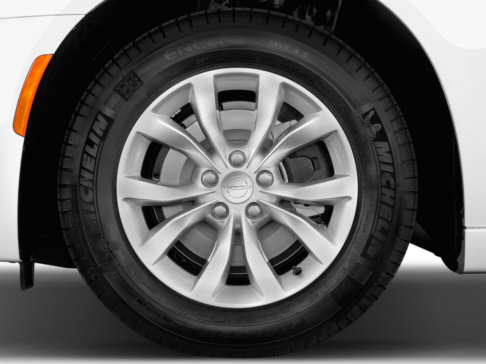 Chrysler 300 Image Listing 12