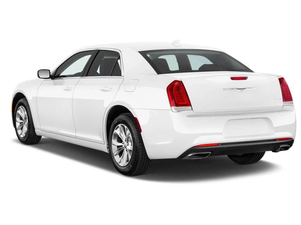 Chrysler 300C Image Listing 3