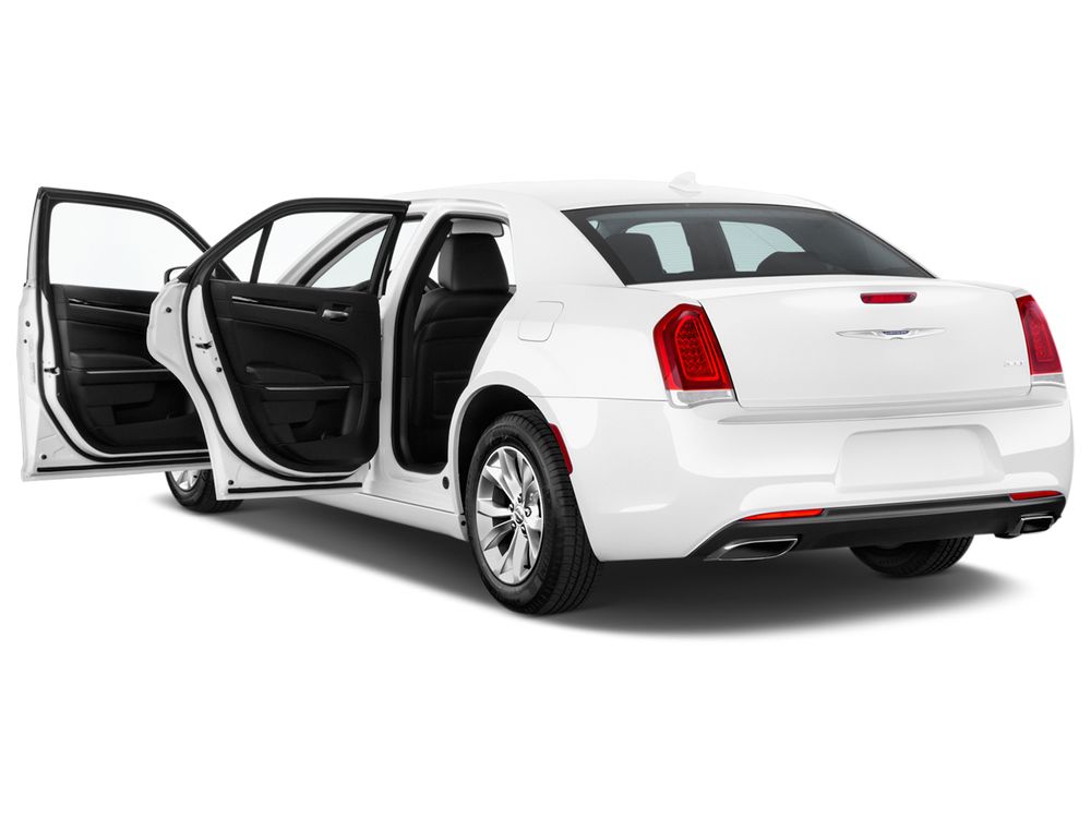Chrysler 300C Image Listing 4