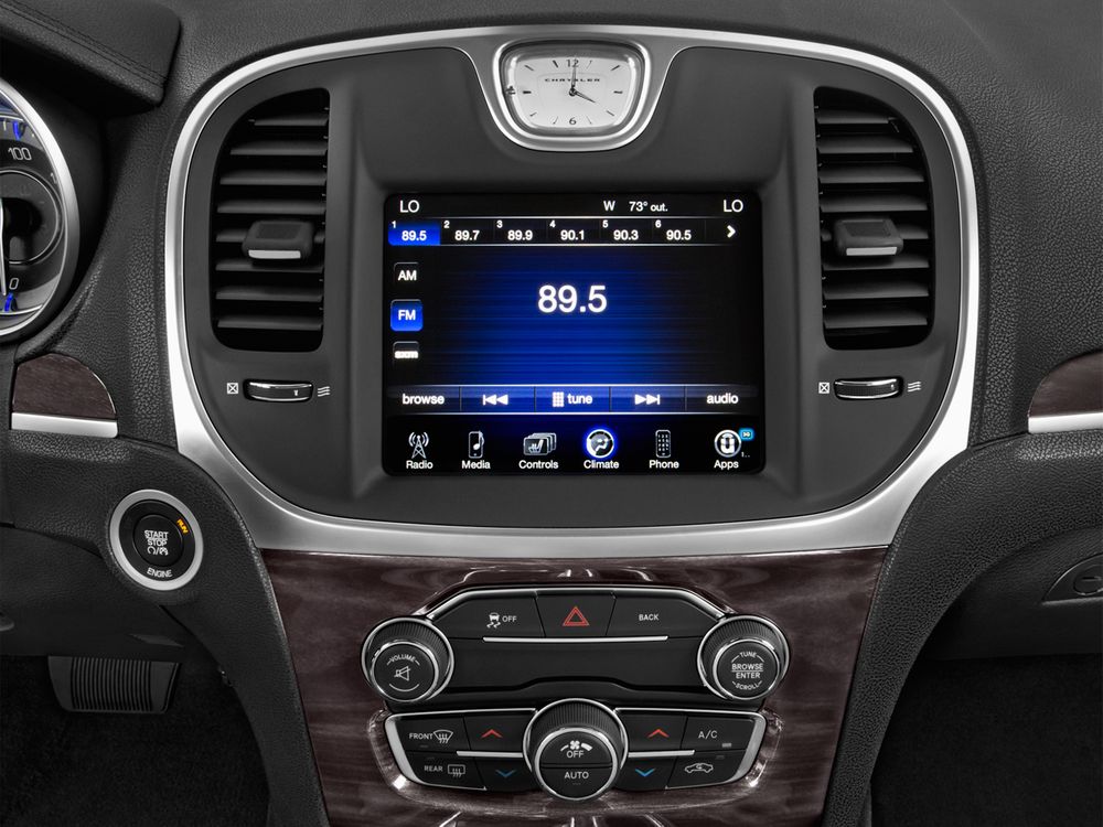 Chrysler 300C Image Listing 18
