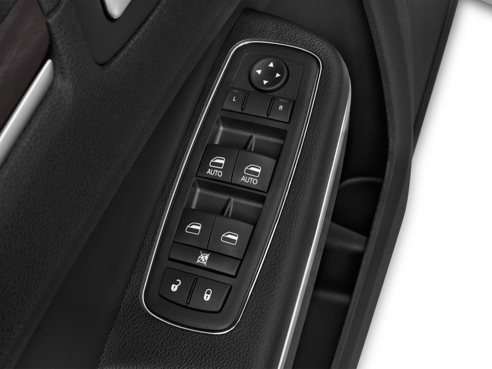 Chrysler 300C Image Listing 22