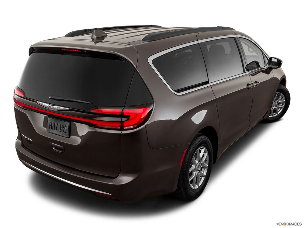 Chrysler Pacifica Image Listing 5