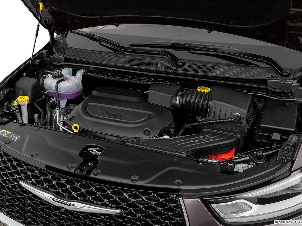 Chrysler Pacifica Image Listing 10