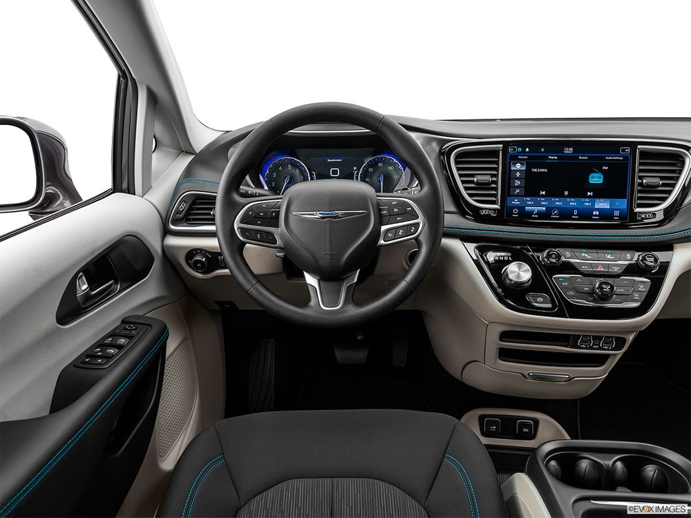 Chrysler Pacifica Image Listing 15