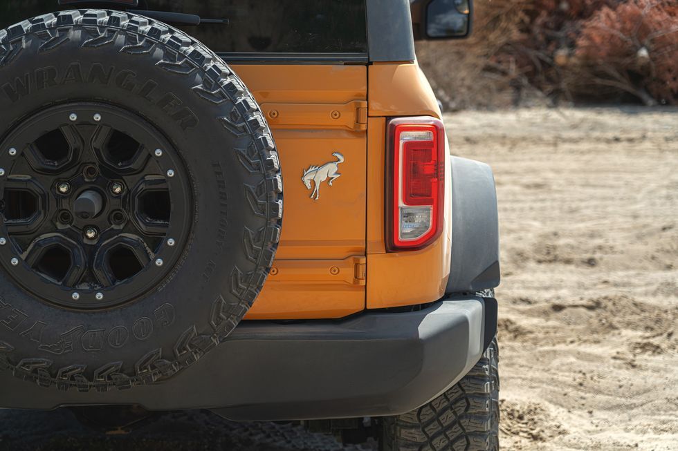 Ford Bronco 2-door Image Listing 6