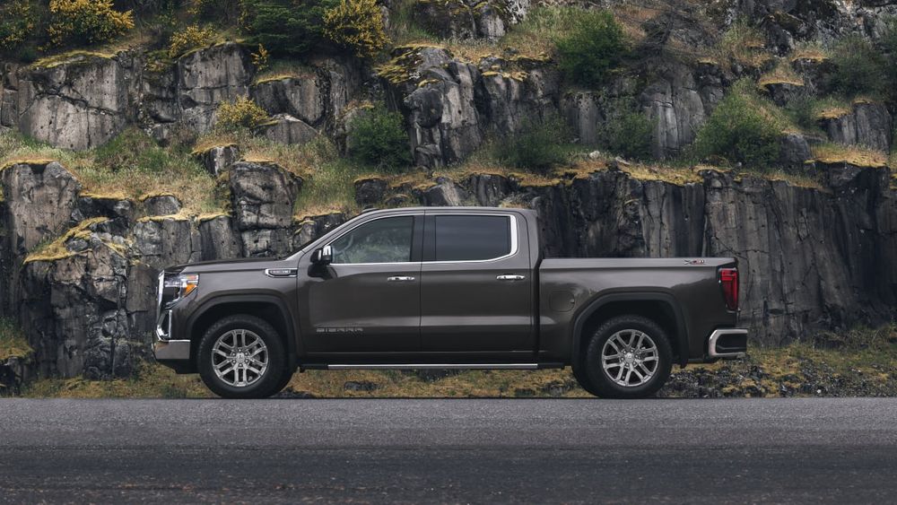 GMC Sierra Image Listing 7