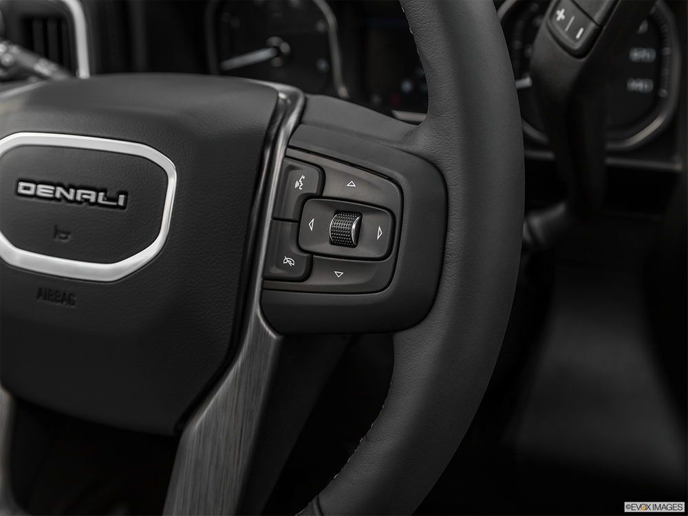 GMC Sierra HD Denali Image Listing 16