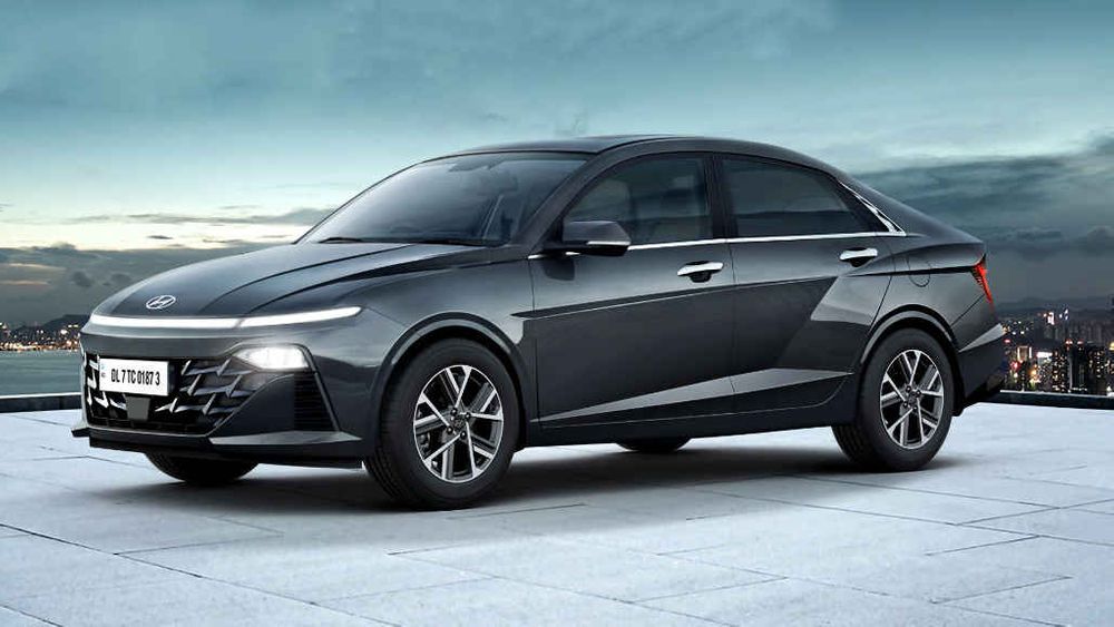 Hyundai Accent Image Listing 3