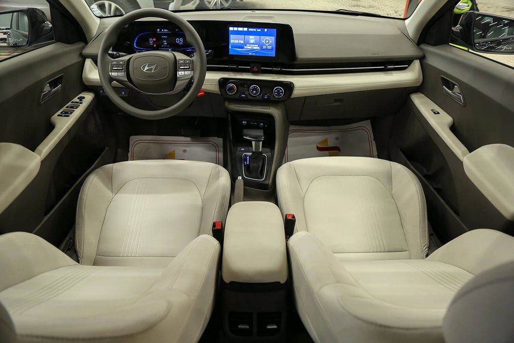 Hyundai Accent Image Listing 5