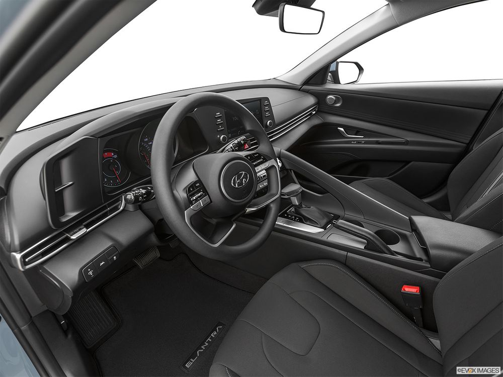 Hyundai Elantra Image Listing 12