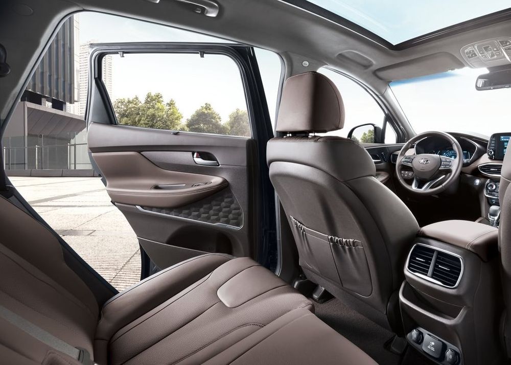Hyundai Santa Fe Image Listing 9