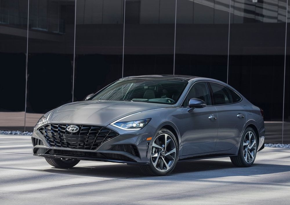 Hyundai Sonata Image Listing 4