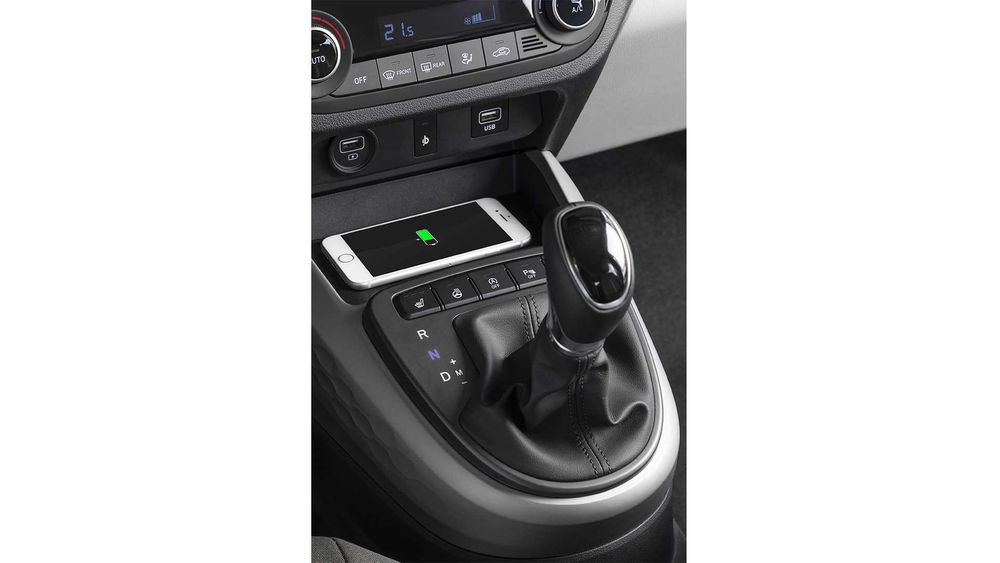 Hyundai i10 Image Listing 16
