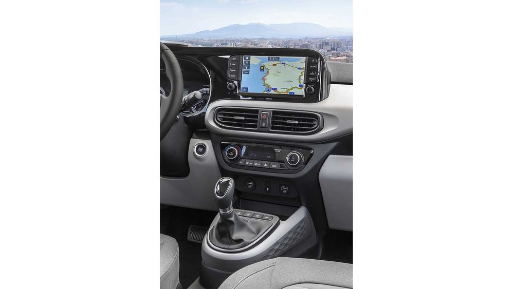 Hyundai i10 Image Listing 15