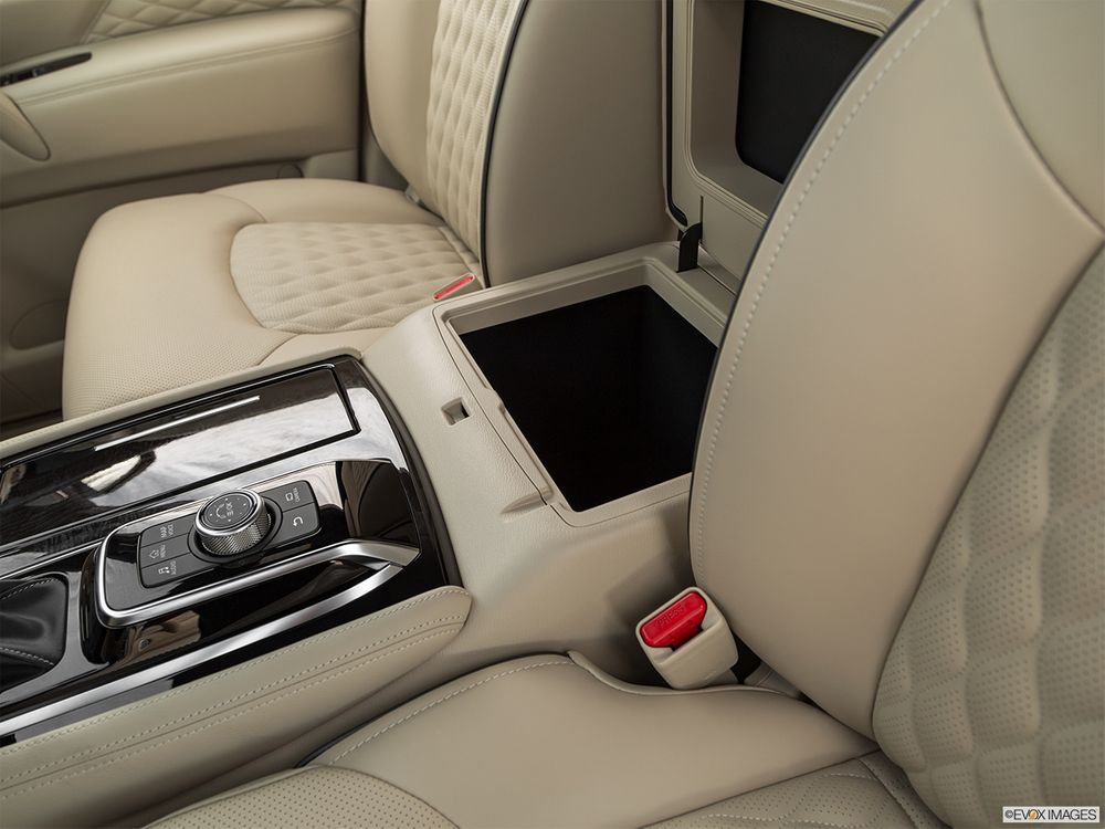 Infiniti QX80 Image Listing 16
