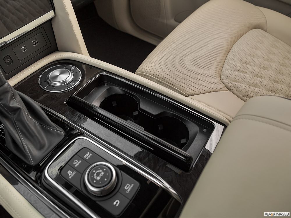 Infiniti QX80 Image Listing 20